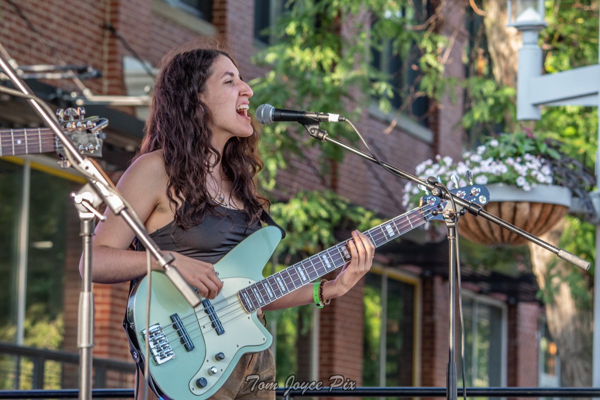 RosedaleTom's tweet photo. #zoofest50 - Night 2 - The Jimmy’s  #zoobar #bluesfestival #livemusicvenue #lincolnnebraska @ZOOBARFESTIVAL #amythystkiah @amythystkiah more Zoofest &amp; other pics at https://t.co/7FPHXpOc63 https://t.co/ZrZjVMdT0n