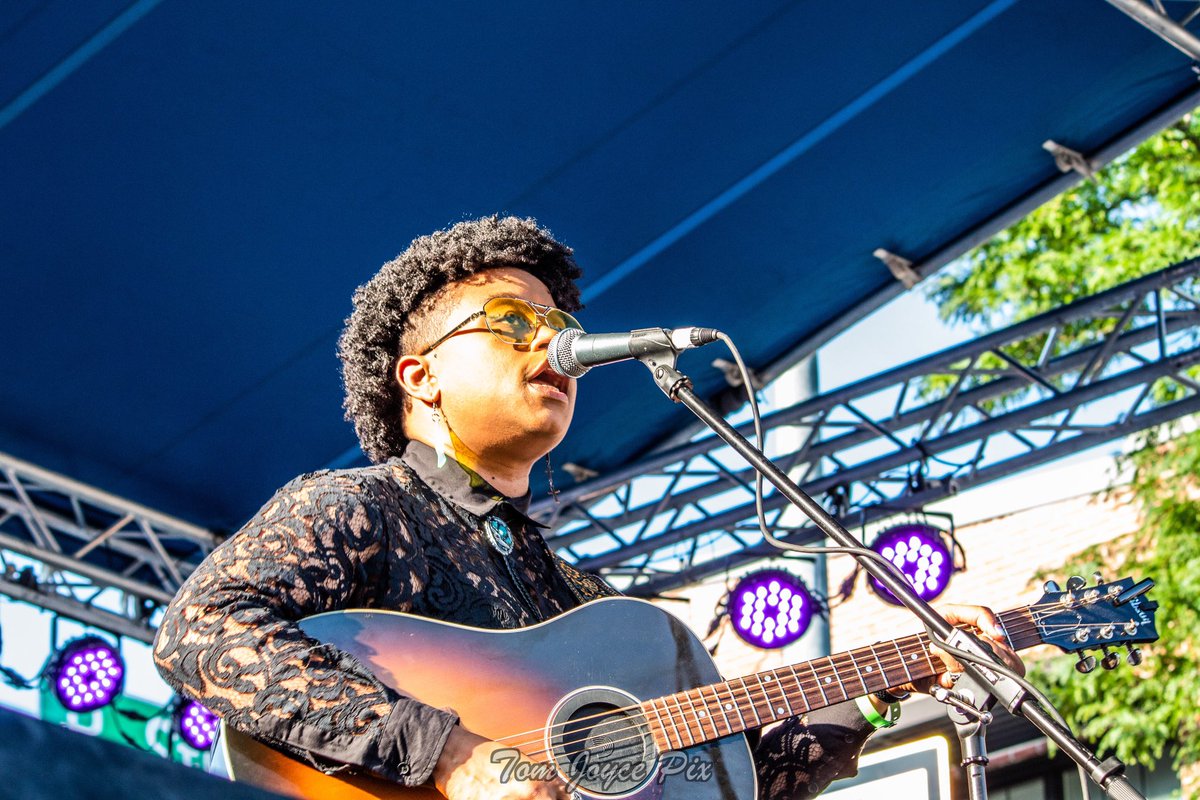 RosedaleTom's tweet photo. #zoofest50 - Night 2 - The Jimmy’s  #zoobar #bluesfestival #livemusicvenue #lincolnnebraska @ZOOBARFESTIVAL #amythystkiah @amythystkiah more Zoofest &amp; other pics at https://t.co/7FPHXpOc63 https://t.co/ZrZjVMdT0n