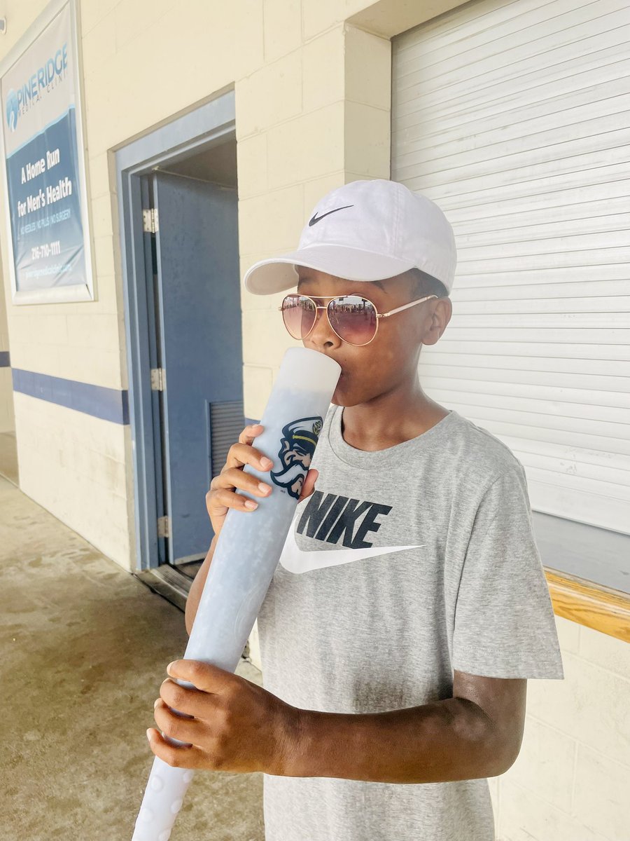 malina7935's tweet photo. @LCCaptains  Karter enjoying his soda bat! https://t.co/KQc3UjuCnx