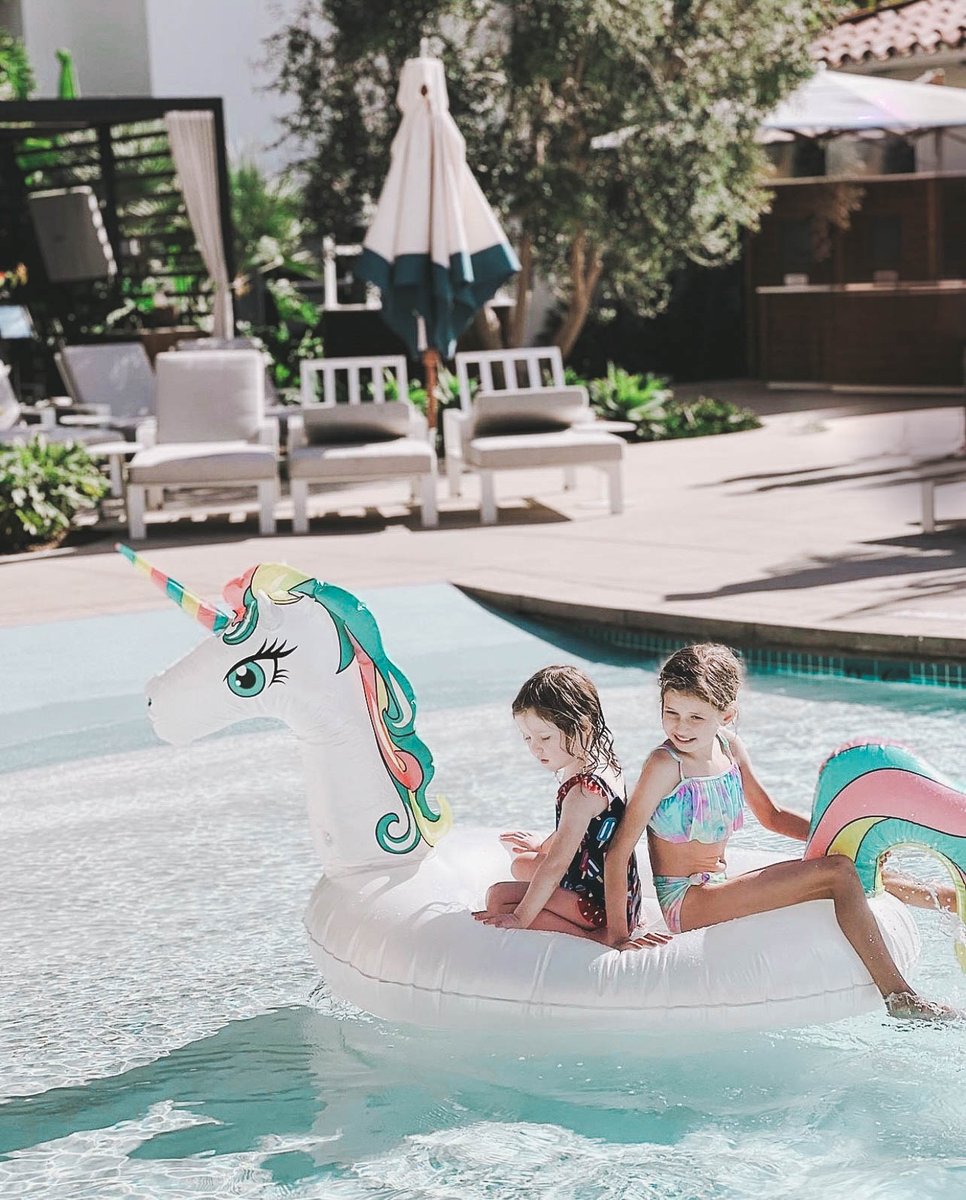 Sundays are for splashing around @parkhyattaviara Have you reserved your summer escape yet? It's not too late to visit the #linkinbio and book today! . . . 📸 @heatherpalmerdesign