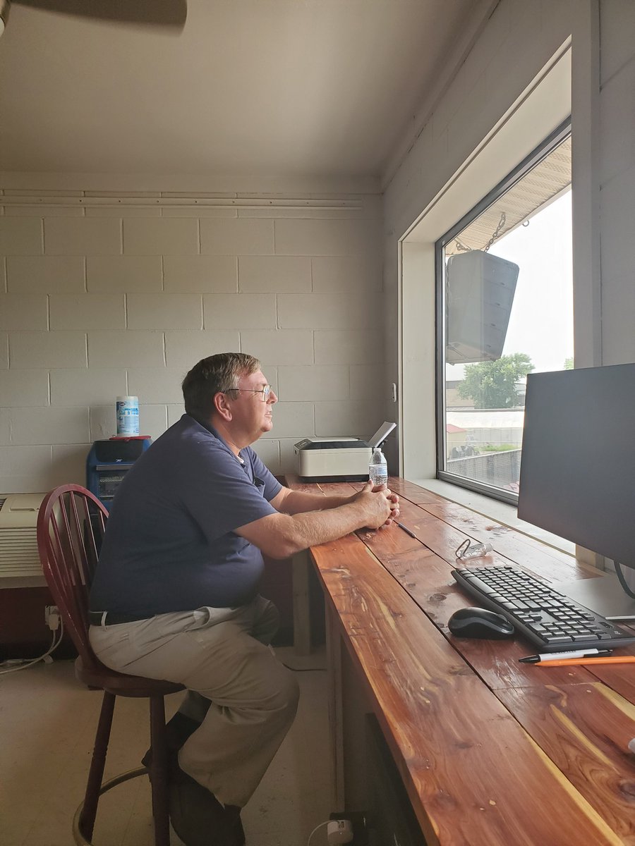 RHS_SID's tweet photo. We have our @Murphtrack sighting at @WTJonesField
@bkbassham11 Murph wants to know if you have AC?
#murphsighting https://t.co/xNswS2iH8K