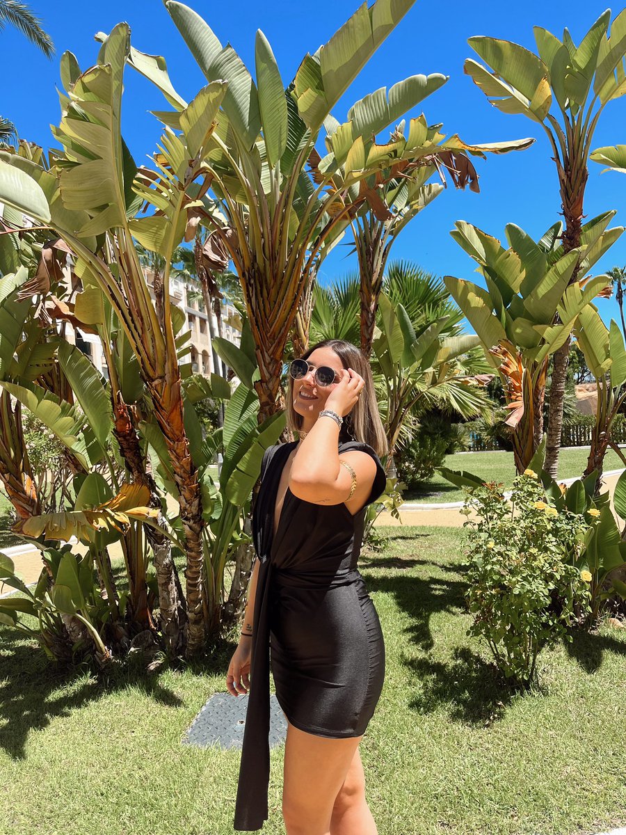 macalopz_'s tweet photo. El negro nunca falla 😜🖤 https://t.co/pvAppnnJKJ