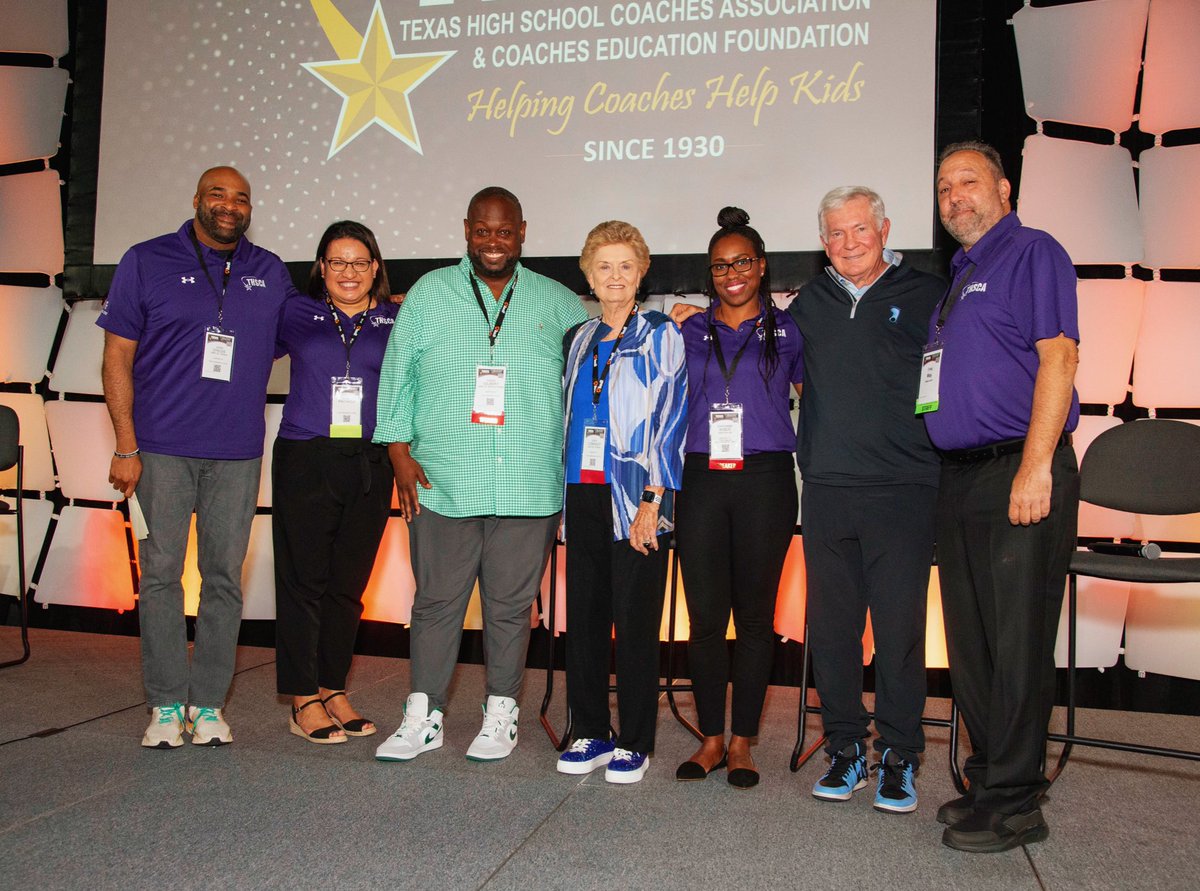 THSCAcoaches's tweet photo. Another great #THSCAHuddleUp down in the books! 💯💥 https://t.co/a49czSW5jY