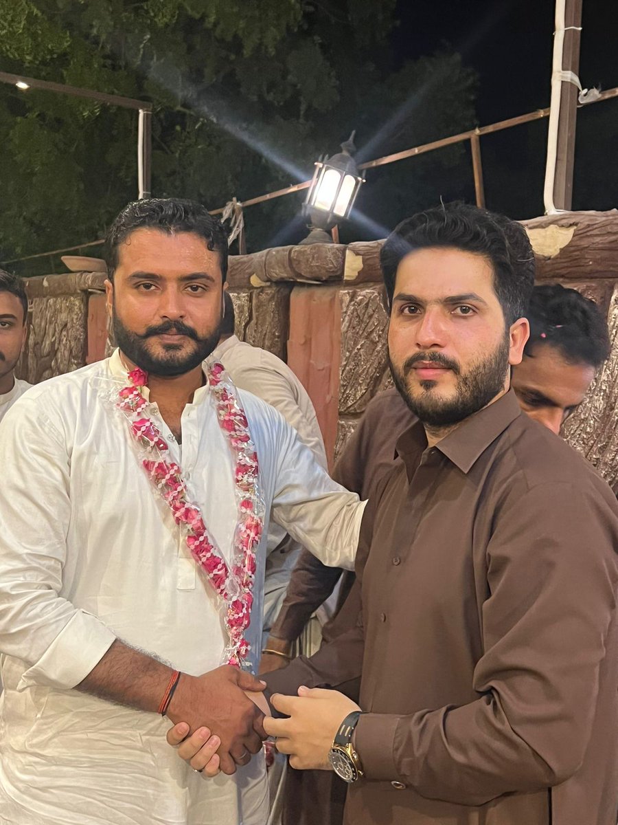 j_spsf's tweet photo. شمولیت پروگرام :
 صدر سپاف ضلع شھید بینظیر آباد معراج احمد گوپانگ، سپاف  ضلع سینئر نائب صدر شیر علی بروہی، سپاف ضلع جنرل سیکرٹری شھزاد شاھانی سپاف ضلع اطلاعات سیکرٹری انصار لنڈ پر اعتبار کر کے آفتاب میمن سوہیل میمن اور میمن برادری نے سپاف میں شمولیت اختیار کرلی.
@MairajPSF1 https://t.co/tGb9KeQygQ