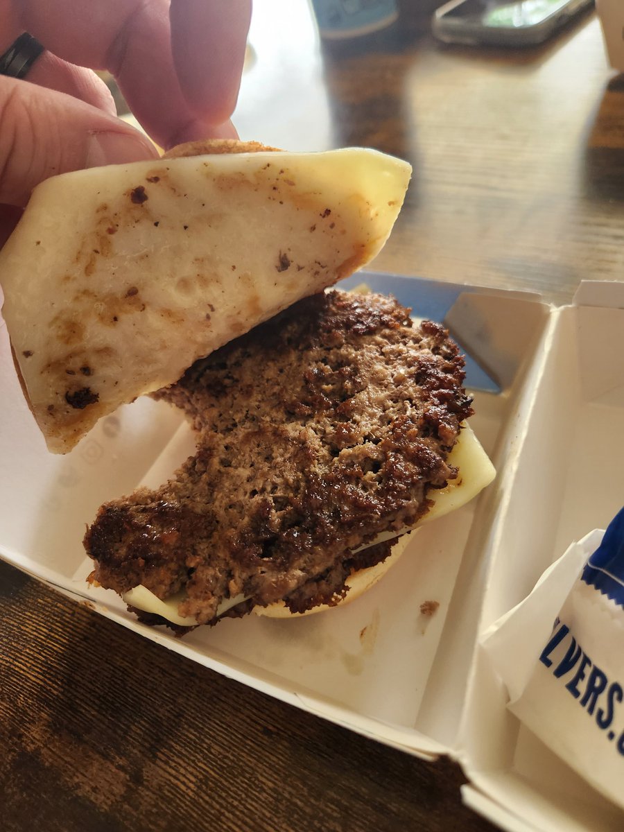 IM_The_Chopper's tweet photo. @culvers where's my mushrooms? This is just a Swiss burger 🫠 https://t.co/A0sMsijSw2