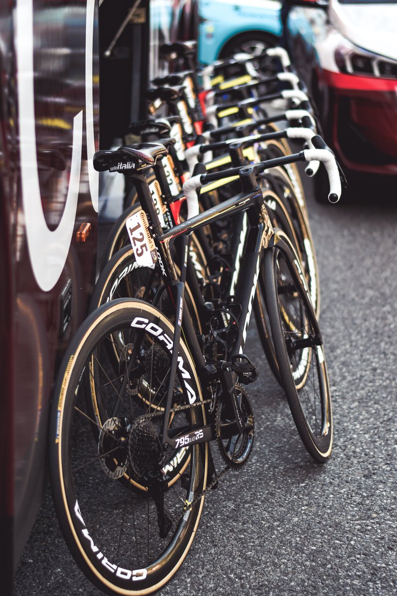 TeamCOFIDIS's tweet image. 🎲 Prends les commandes de l&apos;équipe avec ta clé #ProCyclingManager !

🎮 RT &amp;amp; Follow pour gagner une des 2 clés d&apos;activations du jeu #PCM23 mises en jeu.

🍀 Tirage au sort mardi midi, bonne chance !

#TDF2023 📸 @mathildelazou