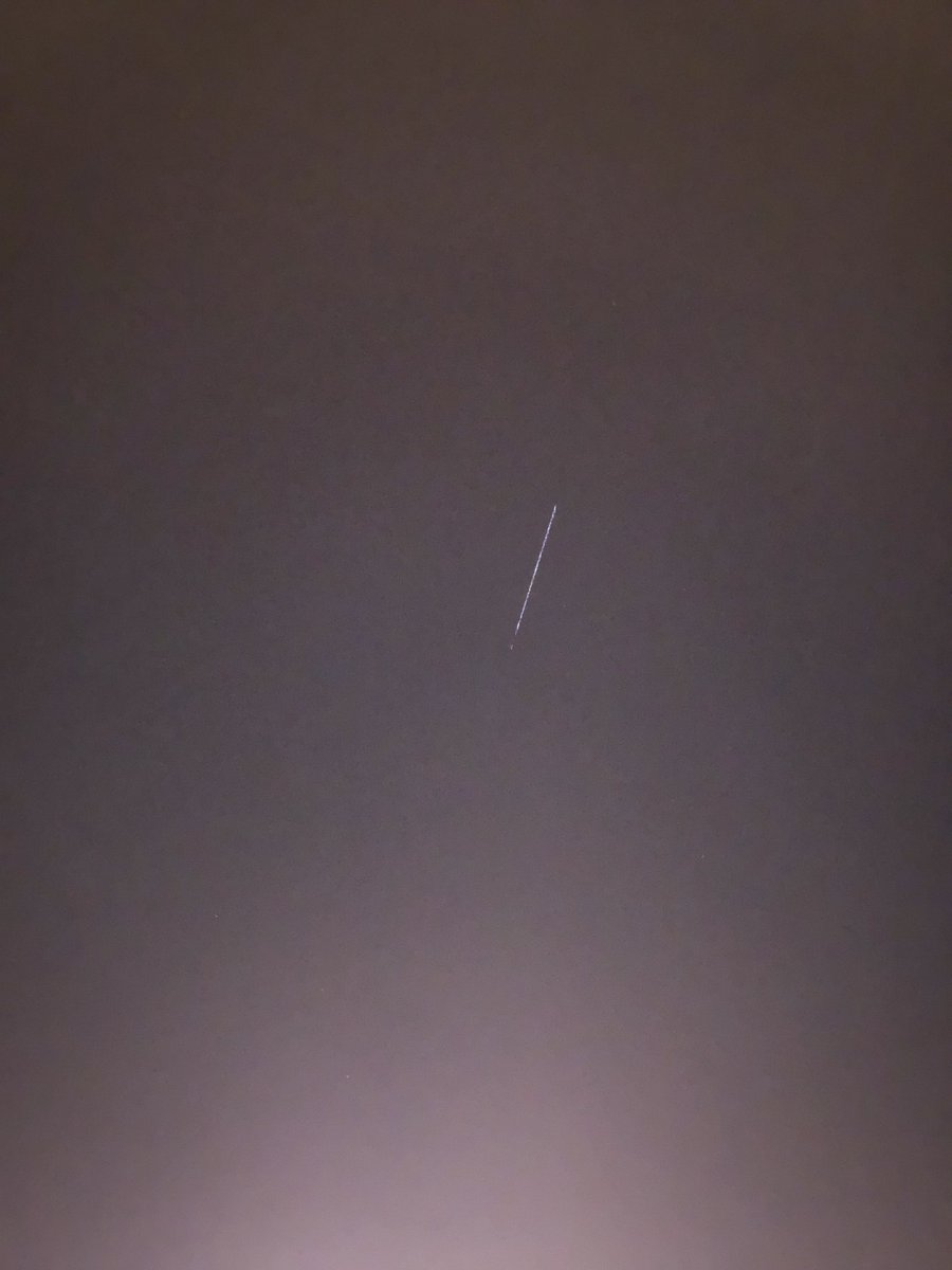 GregQ65's tweet photo. Does anyone know what these lights are in the sky heading south east above Samos Greece towards Turkey. It was like a lit up train in the sky, no noise, just cruising and held its shape and length. https://t.co/NgPAeS3UqO