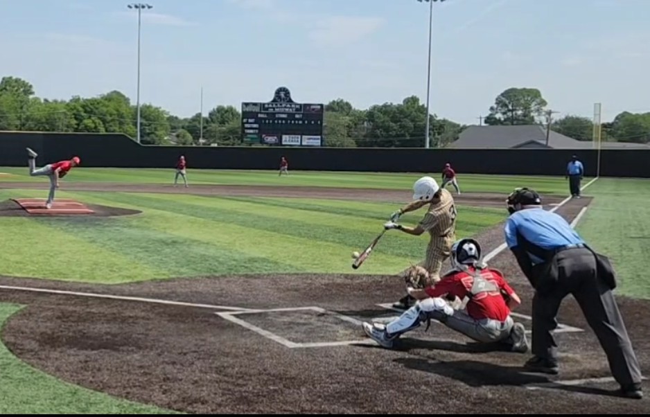 LoganPolselli's tweet photo. Great week vs some stiff Texan competition at the PGBA Open @ Dallas Baptist University. @LIStrongBB @PGMidAtlantic @FlatgroundBats https://t.co/N2X0FSWf9v