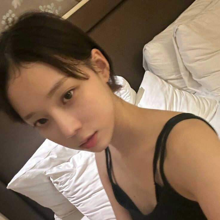 aewintho's tweet photo. hlow wassup! gue baru balik dari long hiat nih, lets #moots wemme! 

@LpmRoleplayer @LpmPromote @LPM_RolePlayer #roleplayer #roleplayerindonesia #roleplayeraccount https://t.co/9IHJNIkGwH