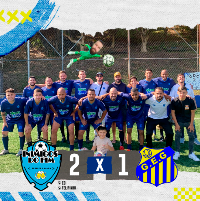 CoringaFiles's tweet image. Sai do jogo hoje sem tirar a foto com o time aí consertei aqui