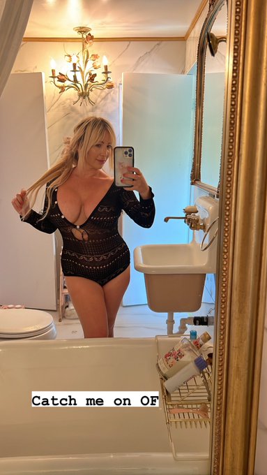 Come in here! &mdash;-> https://t.co/xkmZ41owjM RT #spicy https://t.co/GQPtIShxJ6<a href="/tag/spicy"class="tags">#spicy</a>