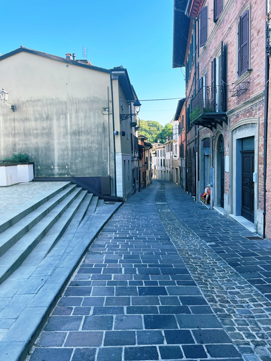 MonaAli1111's tweet photo. #PALA2023 was a comprehensive experience with inspiring talks, fun environment, and great food! I even got to experience a #Gothic vibe running through these corridors at night, fearing that my 10 pm shuttle bus to Hotel Fontanelle would leave me behind! 
I couldn’t ask for more! https://t.co/gCvXb3nKUo