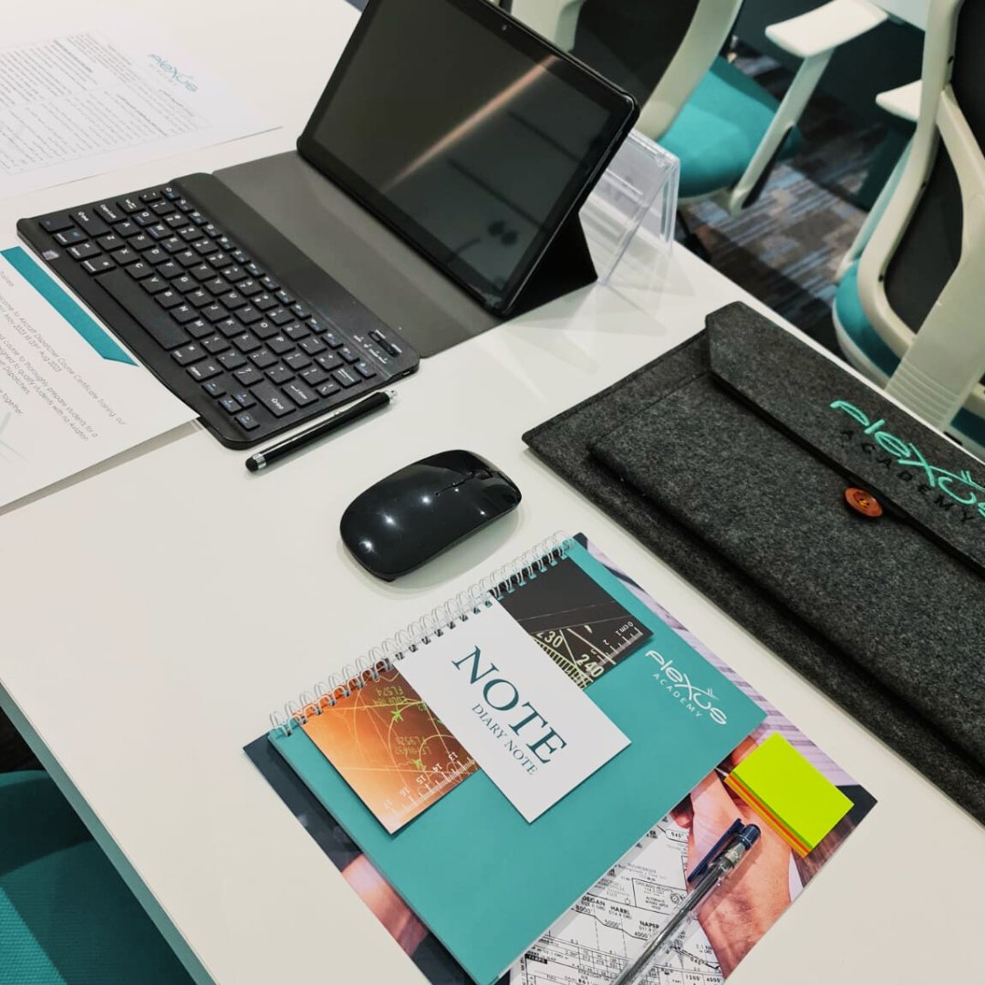 A sneak peek into our classrooms which have state-of-the-art technology 📚💻 #Jeddah #Saudiarabia #saudiaviation #Saudivision2030