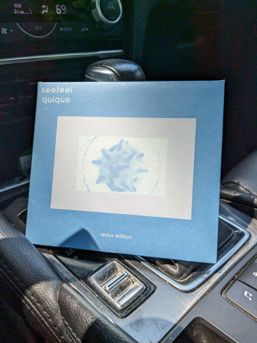 Heading out on a sunny Sunday afternoon with one of the best driving albums ever recorded. This CD probably hasn't left my car for ten years 🌬️