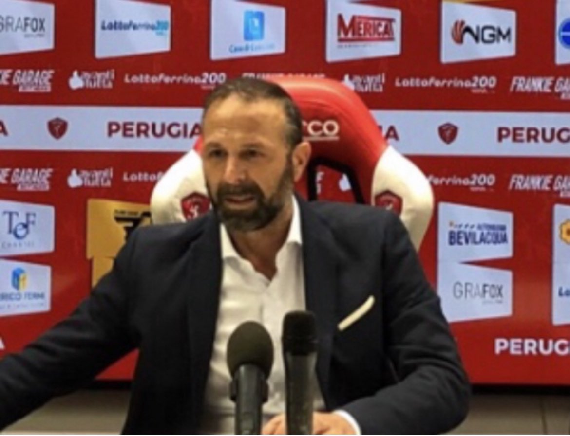 “Calcio #Perugia cessione club da #Santopadre a #Ninedots GH #London
Comunicato Ufficiale: “La #trattativa è ancora in corso e saranno necessari ancora alcuni giorni per il closing.”
Domani riprendono gli allenamenti ed a dirigerli sarà probabilmente Francesco #Baldini