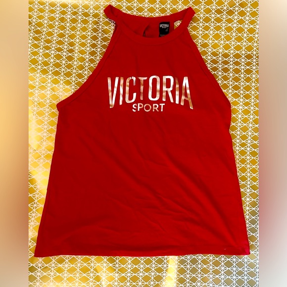 vanderhoof_m's tweet photo. So good I had to share! Check out all the items I'm loving on @Poshmarkapp #poshmark #fashion #style #shopmycloset #victoriassecret #laurenralphlauren: https://t.co/aYXaJuCWLu https://t.co/JhO110vtFO