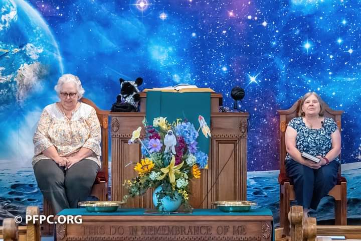 pcusabingewatch's tweet photo. Providence Forge Presbyterian #ProvidenceForge #Virginia
July 16, 2023 Worship Service. Sanctuary decorated for Vacation Bible School, starting Sunday evening.
#SanctuarySunday
#Presbyterian #pcusa @SynAtlantic #VBS #worship https://t.co/3vwa3174BA