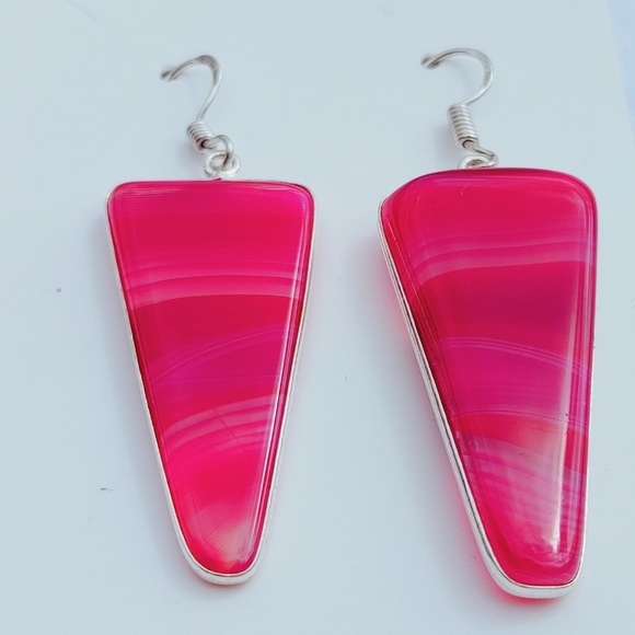 So good I had to share! Check out all the items I'm loving on <a href="/Poshmarkapp/">Poshmark</a> #poshmark #fashion #style #shopmycloset #ipsy #nike #artisan: posh.mk/VjRHMUuluBb