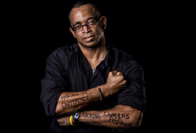 michaeleaves's tweet photo. Today would have been Stuart Scott's 58th birthday, but his legacy lives on through the Stuart Scott Memorial Cancer Research Fund. Your donations help fight the disparities in #cancer research and treatment for people of color. #StuStrong https://t.co/8sTnuPI7eX https://t.co/R1bqkVzzud