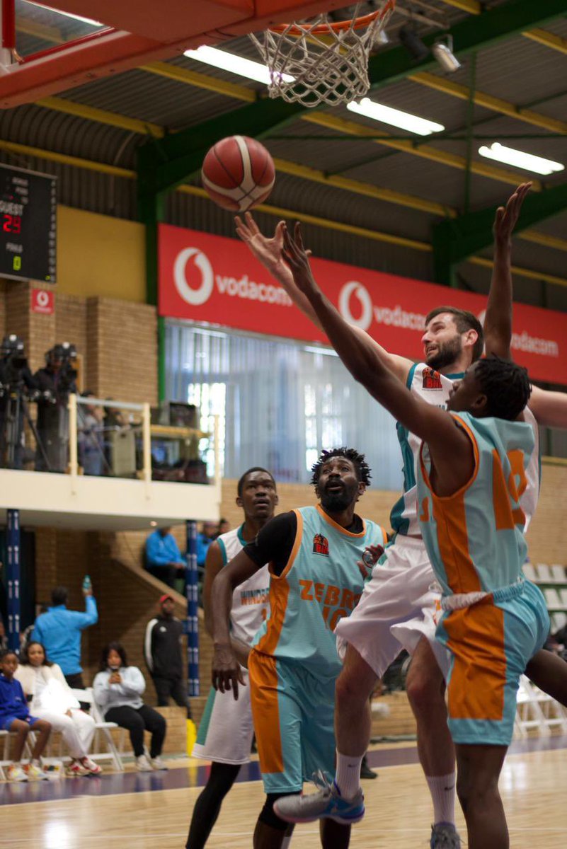 WindbreakersEC's tweet photo. WHAT A DAY‼️ From a slow start for #ECWindbreakers🌪️ to an exciting end, sadly too late as Zebras ran away with the victory 🥺 not an ending we were hoping for our #BNLSA2023 season 🏀 #THE10thBNL https://t.co/PihBgAb24G