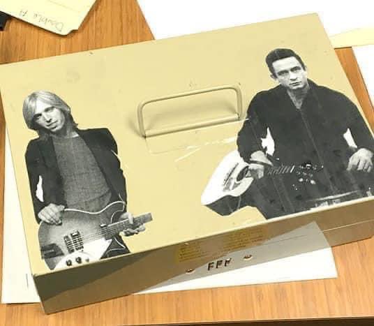 darrenleach33's tweet image. As another school year rapidly approaches, its time for me to reach, once again, to my most reliable source of funding: my trusty, Petty-Cash drawer #doubleentendre