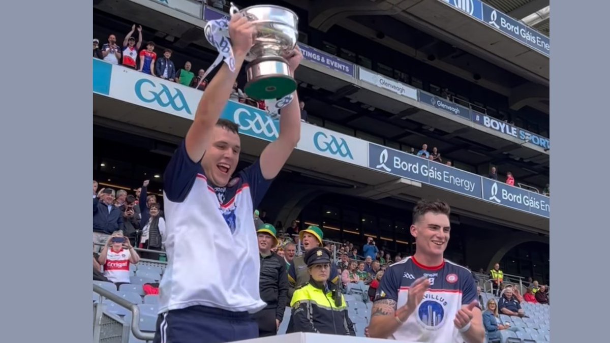 Trailing by two points with just four minutes of normal time remaining, the all-American-born side drew level and then Brian Coughlan stepped up and nailed a superb point to cap a dramatic win over the Cats

@NewYorkGAA #thelonghallpodcast #newyorkgaa

thelonghallpodcast.com/history-makers…