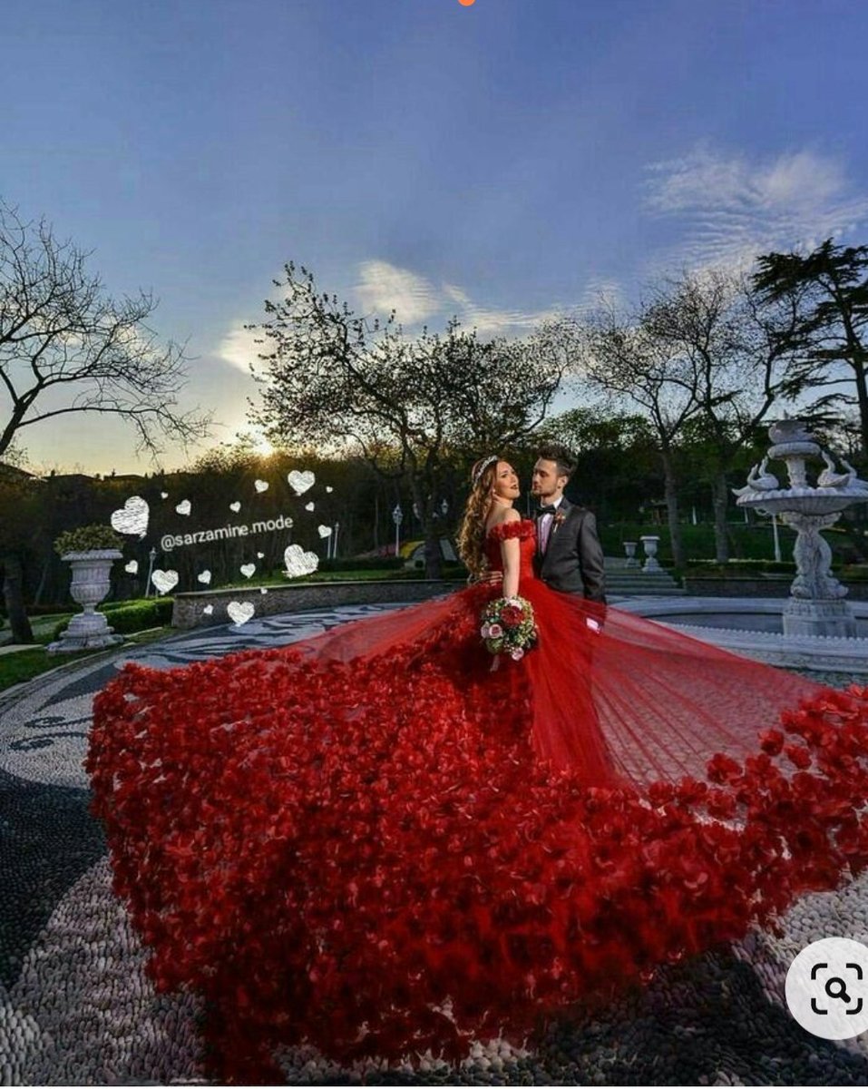KatoushYkh's tweet photo. @Nourjiii يا نور النور  يا طبق بانور
يا نور النور يا جماله 
أخاف عليك م الحسد 
أخاف عليك من عيني وعينك
أخاف عليك من عابر ورد وغاوي ورد
وأخاف عليك كقطعة كريستال من 
الأنكسار..أجمل ورد مدللة
أصْلي أهلاوي
5 ف عين إللي ما يصلي علي النبي
عليه الصلاة والسلام https://t.co/yCWZCgm7G2