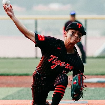BaseballSerrano's tweet photo. #NewProfilePic https://t.co/brSg5rbSnR