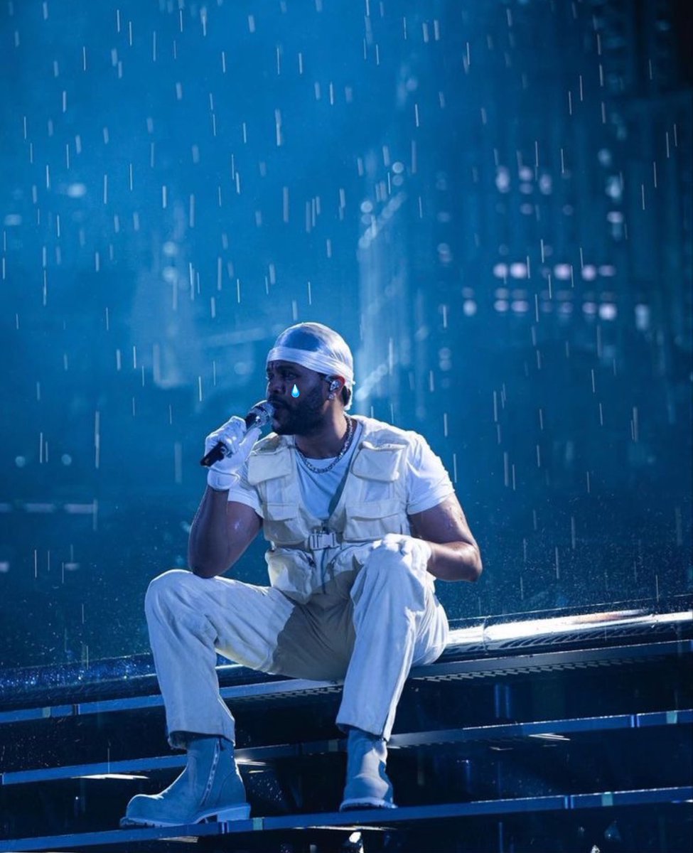 shamelessxotwod's tweet photo. tears in the rain https://t.co/Q8YC9zbrhL