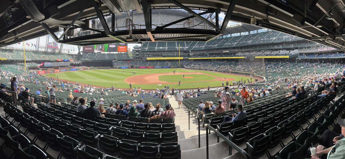 SLPSyracuse's tweet photo. Take us out to the ball game! After 60 years of marriage they still say “I do!” ❤️❤️ #seausrise #mariners #tmobilepark #Sec139 https://t.co/Kg9iJa2KtA