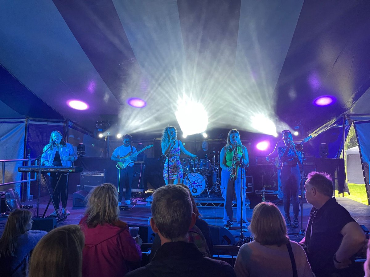I’m a Trustee for the wonderful charity <a href="/YouthMusic/">Youth Music</a> who fund many brilliant musical projects across the country. One of these is <a href="/Readipop/">Readipop</a>, who host an annual festival, which I happened to be playing at this eve 🎷

So before going on stage, I made my way around the festival…