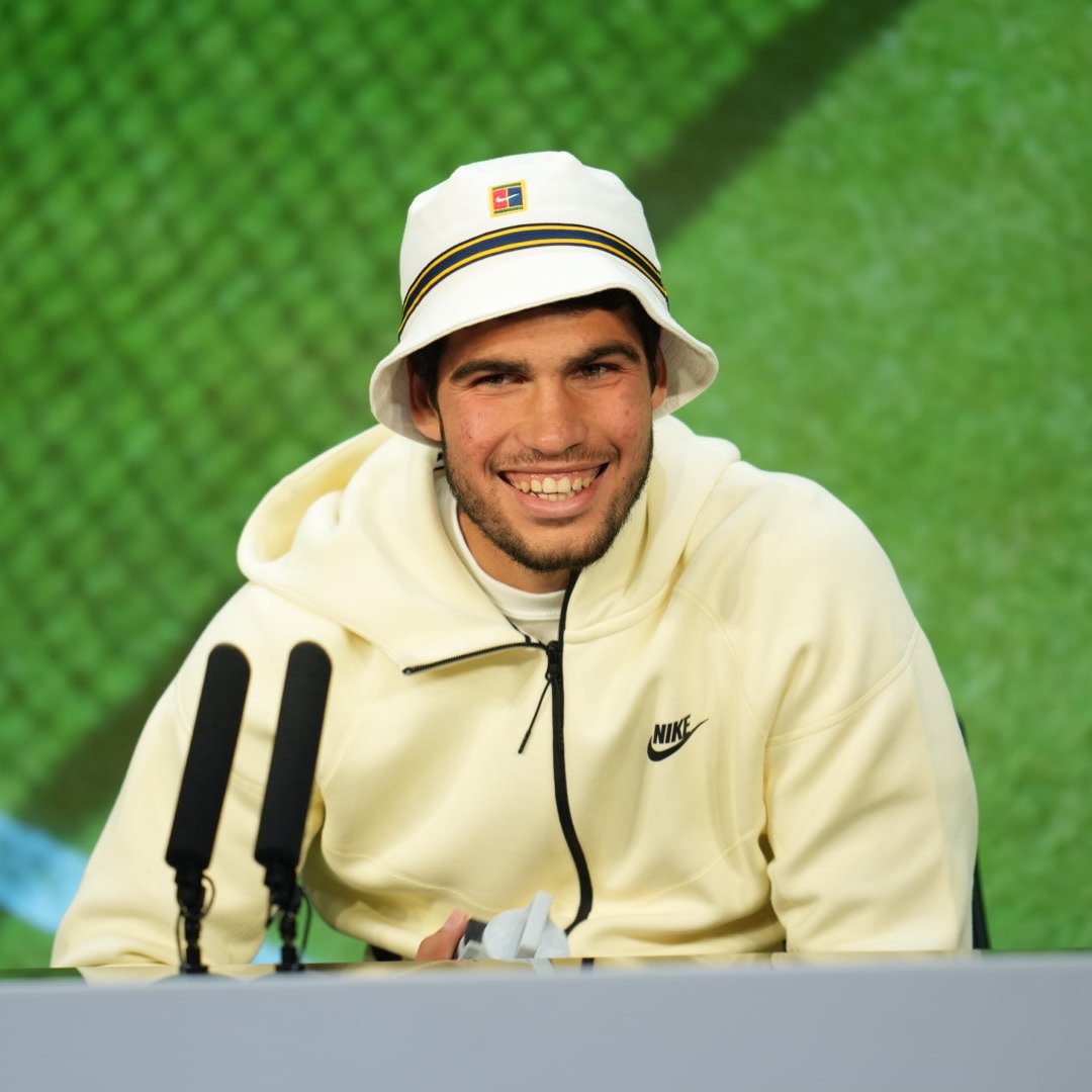 Wimbledon's tweet photo. It's a vibe 😎

#Wimbledon | @carlosalcaraz https://t.co/n2G62fqmQ0