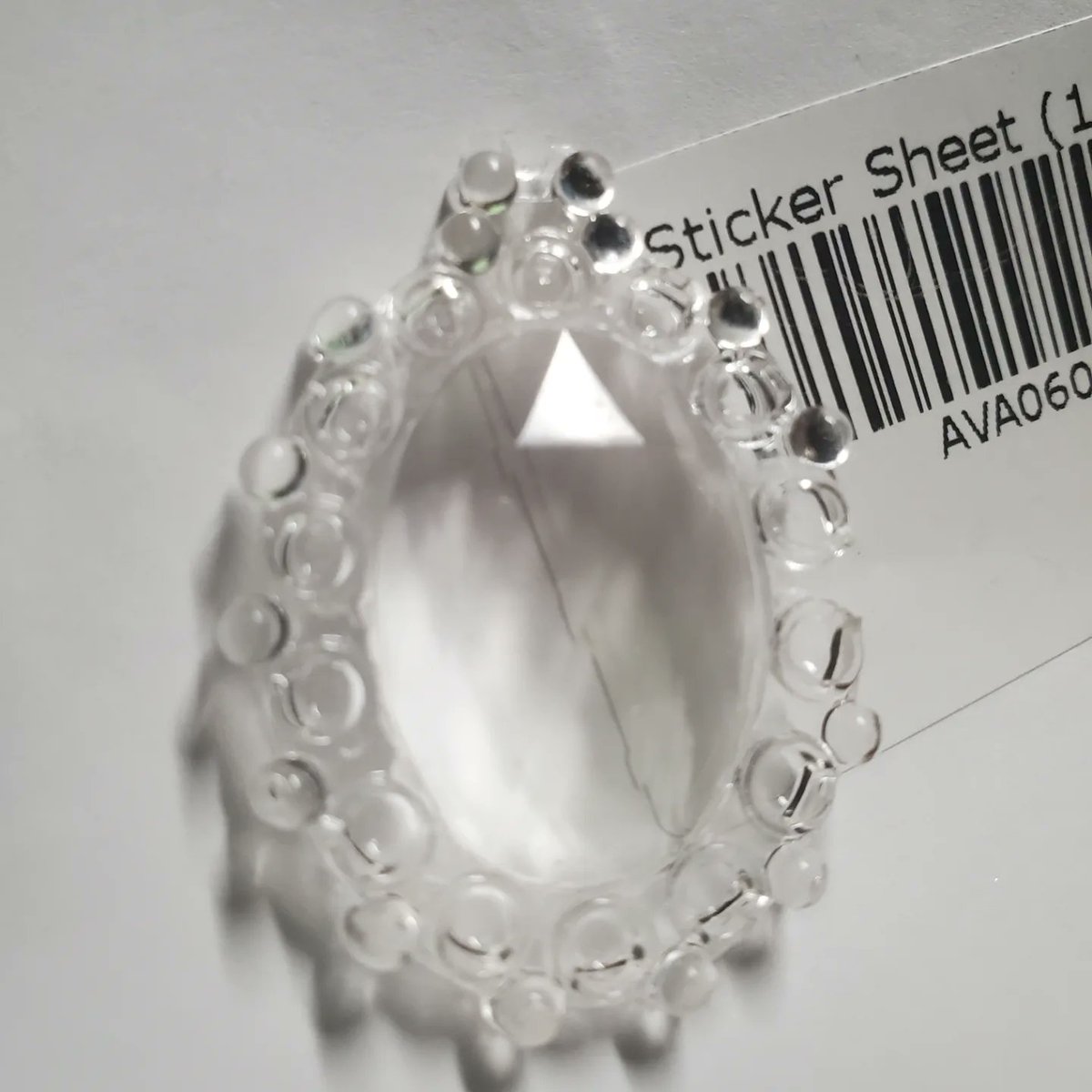 FlaminMangos's tweet image. I made a silicone mold last night! It turned out really good! It just needs some tweaking but it's a really cute pendant! #resinmold #silicone #siliconemolds #cutemolds