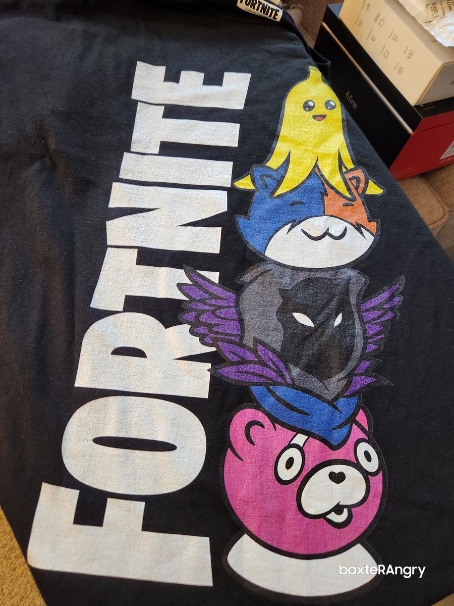 baxteRAngry's tweet photo. New @FortniteGame t-shirt, makes me feel like I'm 15 again. 😂
@AngryArmyAA
#AngryArmy 👊🏻😡 #TeamAngry https://t.co/hXV671EivG