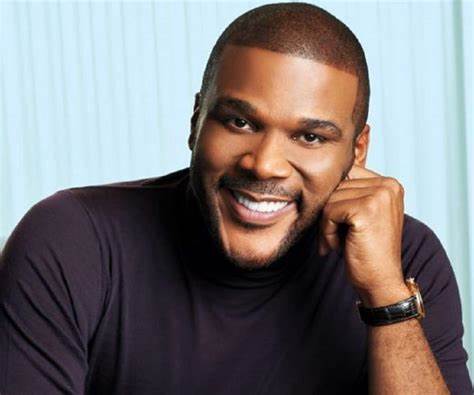 MauvCoui's tweet photo. The American hero Tyler Perry saved the British Prince and his wife
This story does not get the attention it deserves
#TylerPerryIsASaint
#ThankYouTylerPerry
We love you good sir https://t.co/VY4jWH6B8c