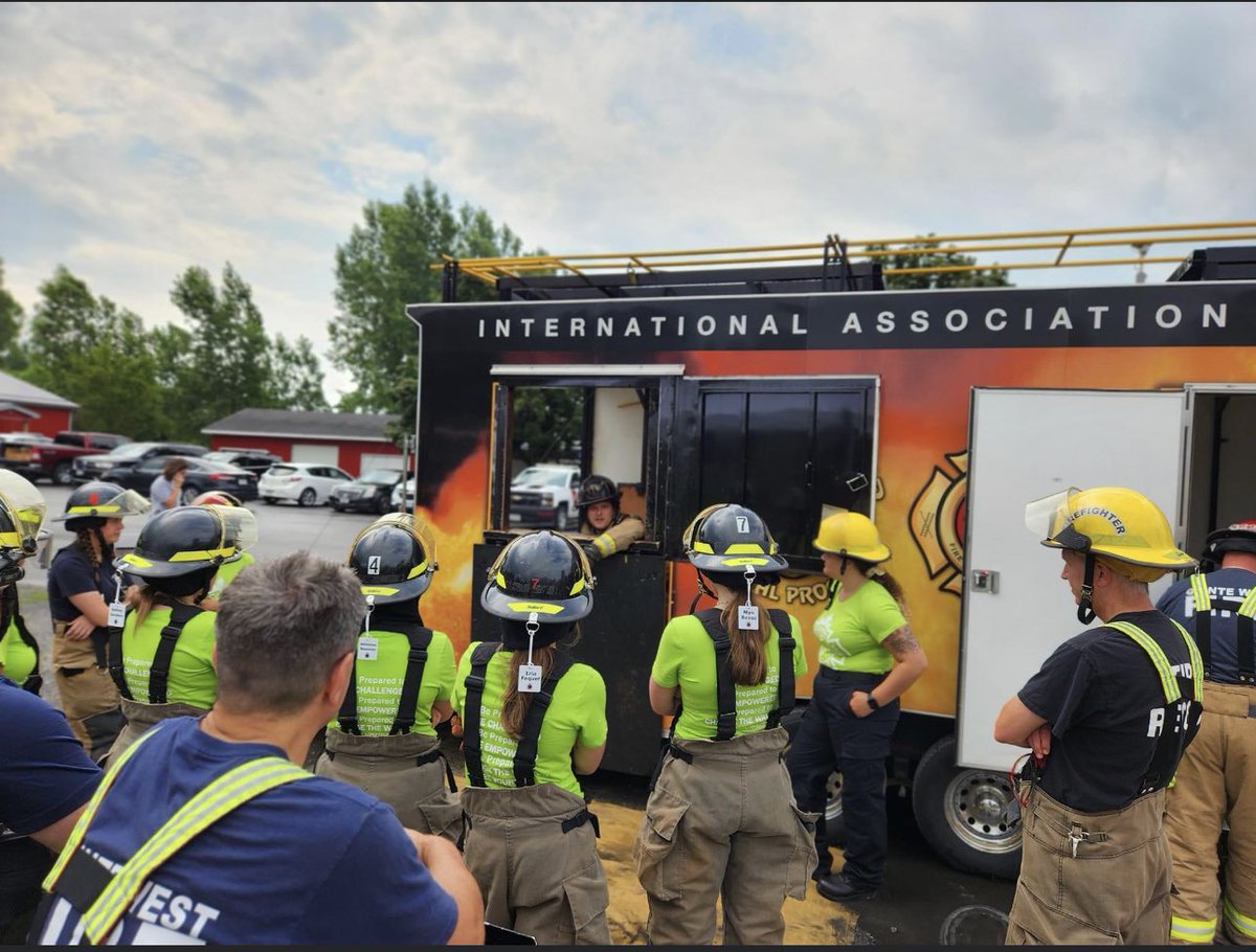 SmittyReagan's tweet image. I am honoured to have been able to be a volunteer for Camp Molly Quinte 2023. 
As a platoon captain I got to see the the young ladies learn to work together as a team and accomplish things they never even thought were possible. 

So proud!