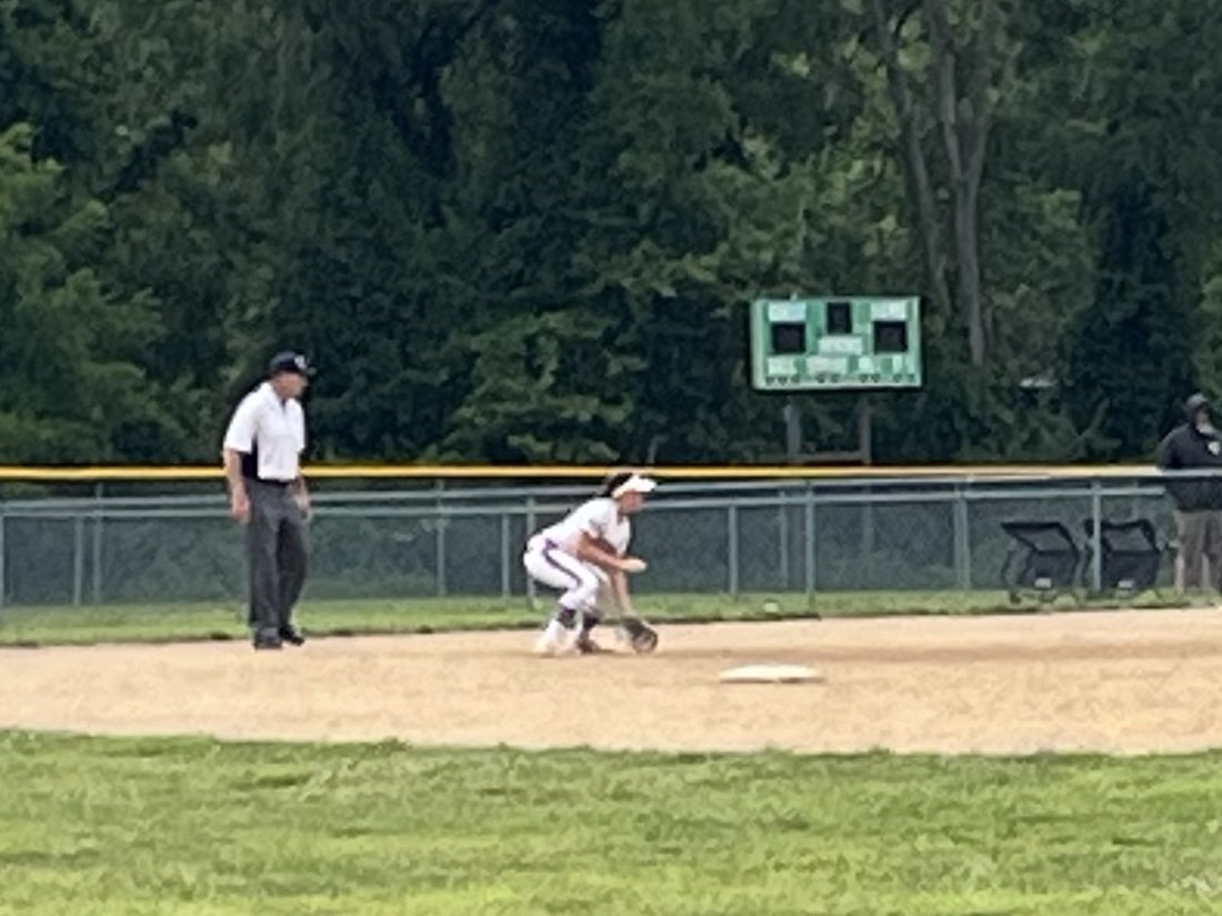 Aubrey_Warren03's tweet photo. Finished out the 2023 summer season at the Heartland World Series. Went 3-2 ending with an unfinished game due to ๐ง๏ธ. Had a lot of fun and some great plays. #WellFought https://t.co/lmDYM5gxRX