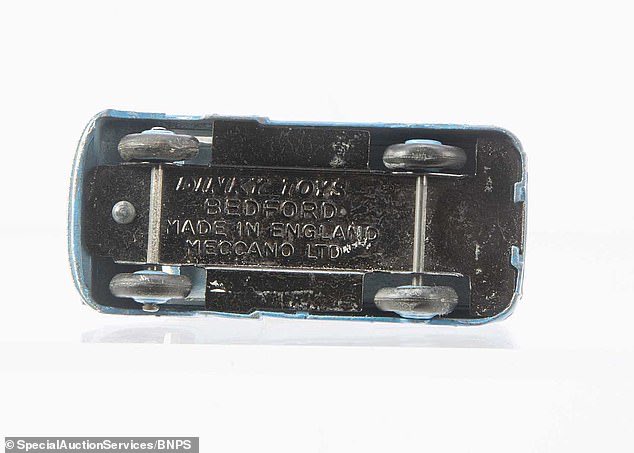 TheNorskaPaul's tweet photo. A tiny #DinkyToy van which is one of the rarest ever made - one of two surviving - is for sale😲
The 3.25 inch long grey/blue Monks & Crane van, made between 1954-1960, is on sale for £7k at ‘Special Auction Services’, Newbury, Berkshire & expected to attract huge interest. https://t.co/Wj2CGvWZ7g