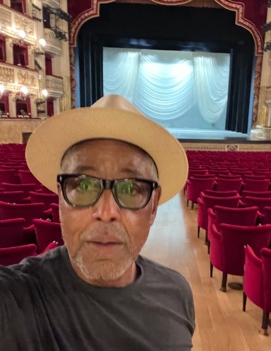 Giancarlo Esposito tweet media
