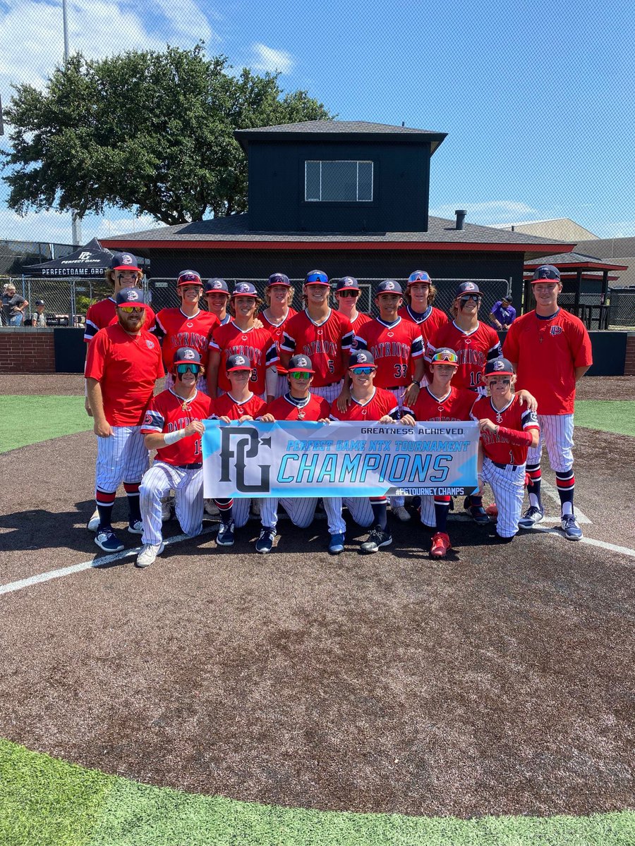 DallasPatriots's tweet photo. @Texas_PG DBU Champions!
7-0 outscored opponents 77-18
MVP Pitcher - @colter_07 (8.1IP 3H 1ER 2BB 21K)
MVP Hitter - @Hagyn_Barbee (10-21 3B 9RBI 13R 6BB 3HBP 10SB)

Way to go guys!! Stay hot in Hoover this week! 

#DPats https://t.co/NHViaB4dPC
