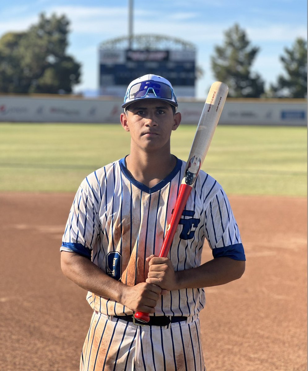 BUSShowcase's tweet photo. The @Chandlerbats MVP - Ruben Sosa. Very talented #Uncommitted IF from Hurst, TX. Versatile defender hit the walk off last night to send FC to the Final Four! https://t.co/pC2hzI0qwB
