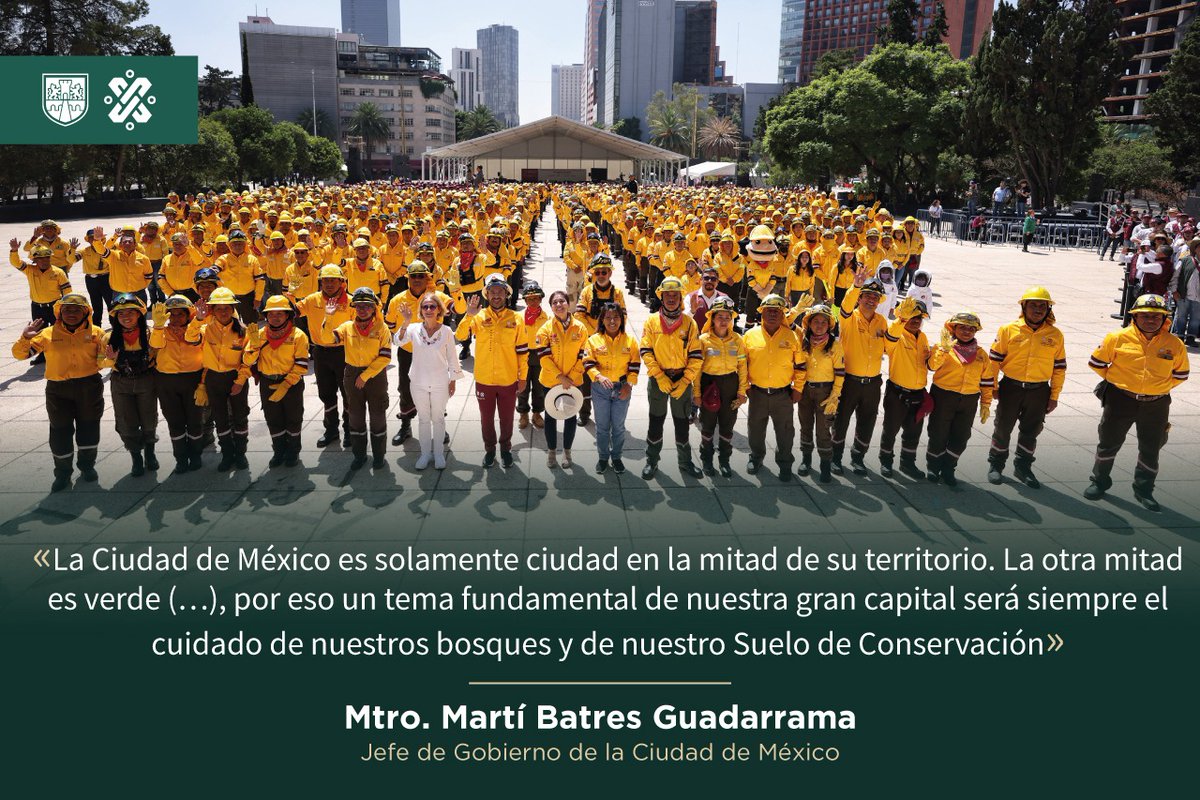 GobCDMX's tweet photo. 🗣️ El #JefeDeGobierno, @martibatres, reafirmó la importancia de los bosques, Suelo de Conservación y Áreas Naturales de la Ciudad de México, por lo que en el Gobierno creamos políticas sociales que ayuden a su cuidado y protección, en favor de las y los habitantes de la capital. 🌳🍃