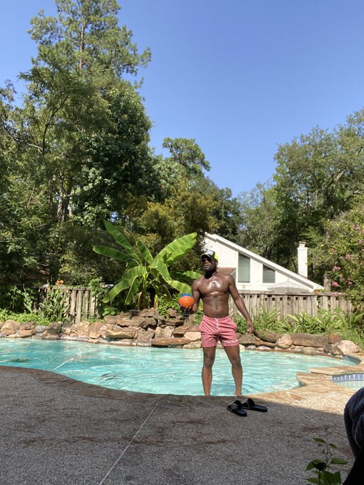 Can't Tame A Mustang https://t.co/nr7ZhqWp0A