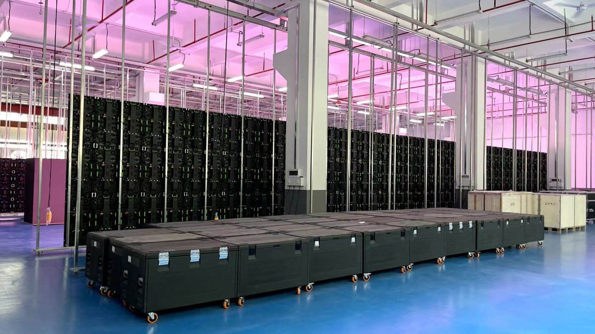 HangelTech's tweet image. Hangel LED Screen Factory 
indoor and outdoor rental LED screen 
producing and selling 
large qty instock, fast delivery 
talk to Whatsapp +86-15112310918 for more details 
#HangelLED #RentalLED #StockLED