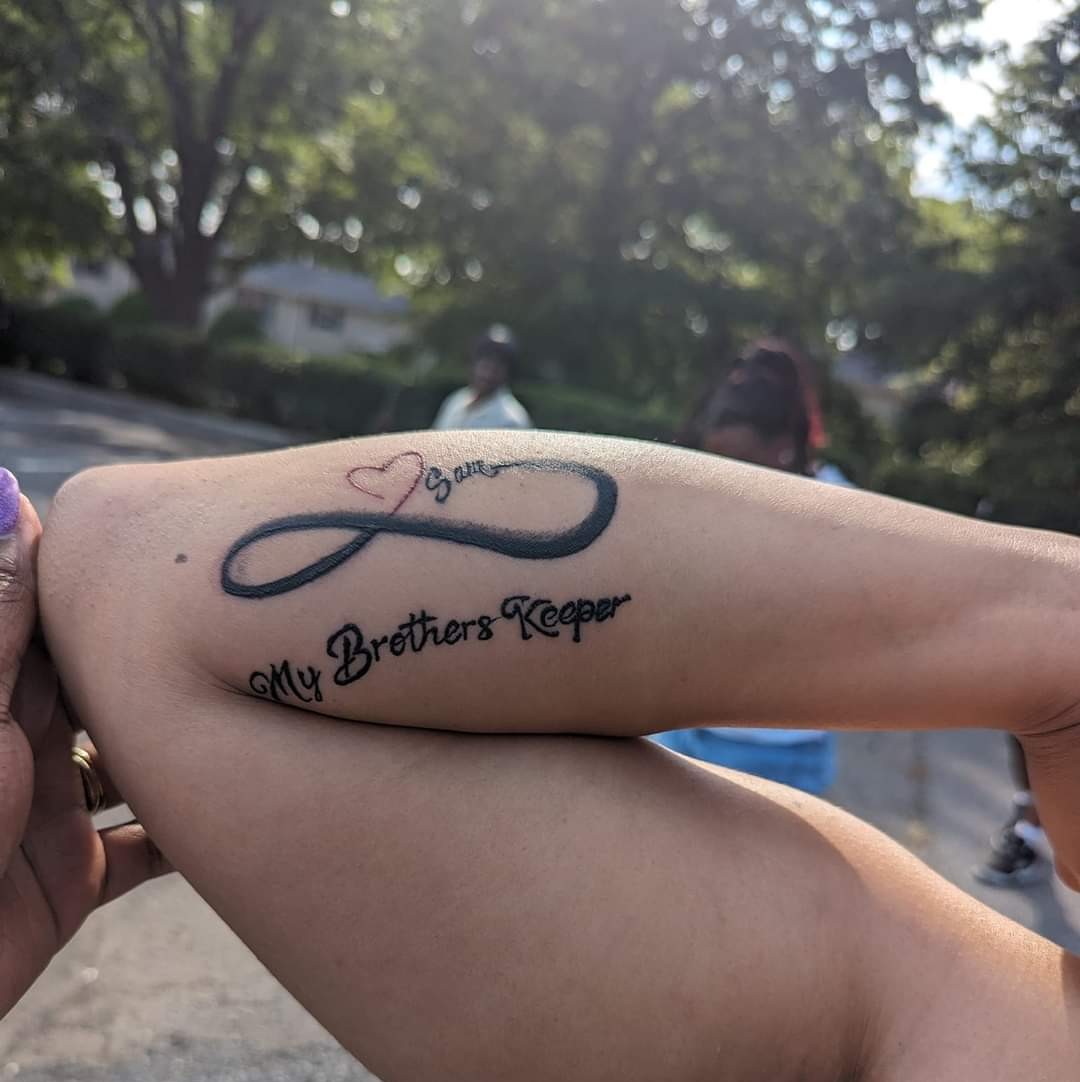MsReneeRed's tweet photo. Always &amp; Forever ❤️🎂🎂🎈🎈🥳 https://t.co/FTY1QMEwRt
