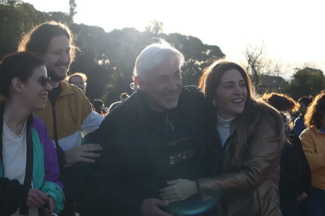 ChinoHeberling's tweet photo. #DomingoAnticapitalista con la juventud del Nuevo MAS CABA en el #Planetario.
Presentamos las propuestas del Nuevo Mas - Izquierda en la Ciudad con Manuela Castañeira Federico Winokur 
Violeta Alonso Marina Hidalgo Robles 

#NuevoMAS #Lista13  #izquierdaenlaciudad
#Lista350 https://t.co/2CCPbVtDK2