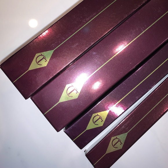 So good I had to share! Check out all the items I'm loving on <a href="/Poshmarkapp/">Poshmark</a> from <a href="/Txtinner/">Dan Johnson</a> #poshmark #fashion #style #shopmycloset #smalls #sourceunknown #charlottetilbury: posh.mk/slGmMNdLuBb