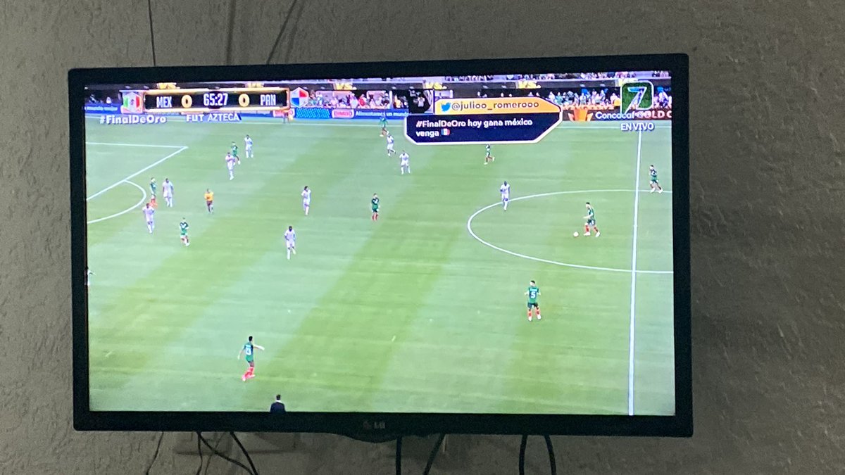 alex8702's tweet photo. Saludos desde Yucatán. Vamos Henry, vamos mexico a alzar la copa! #FinalDeOro @martinolimx @LRZague https://t.co/1JxLt3crwC