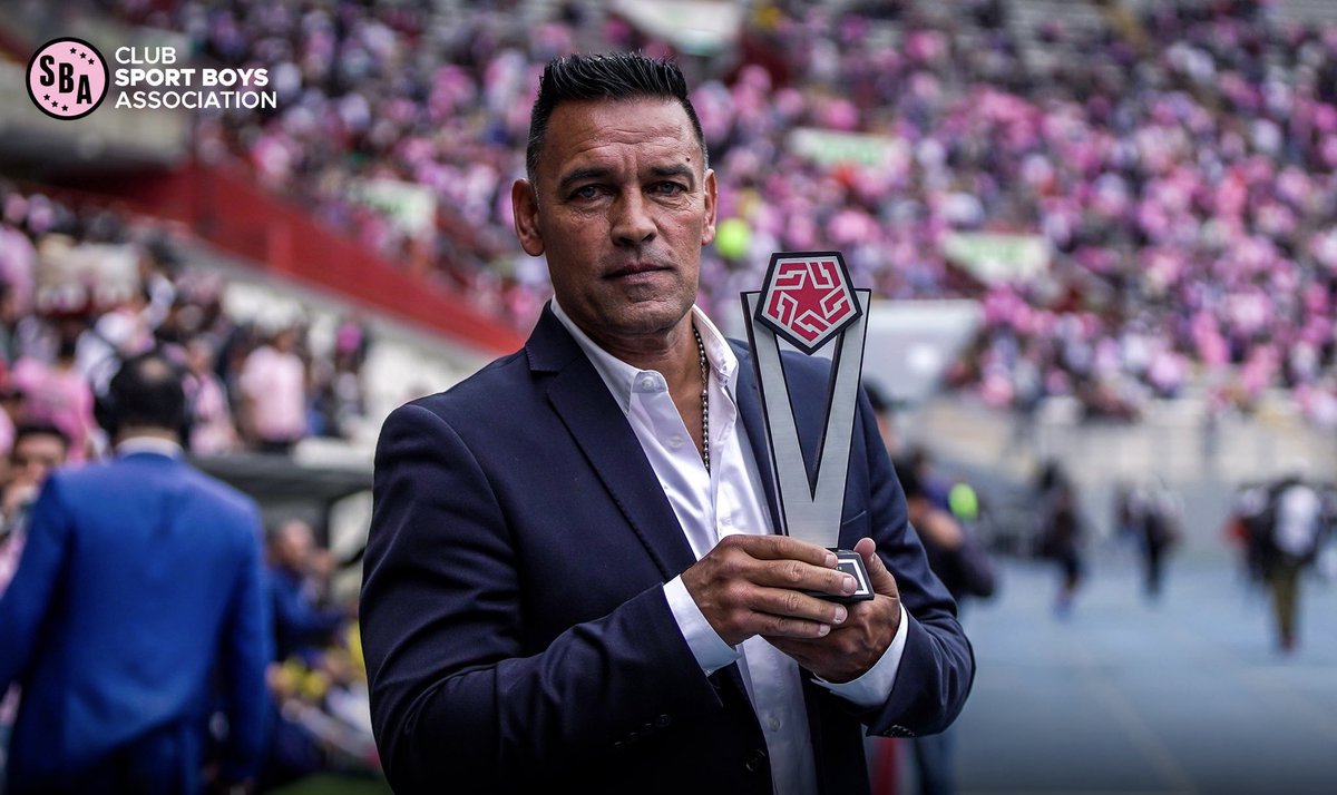 Gustavo_p4's tweet photo. Fernando Gamboa, DT de Sport Boys: “Cada club tiene su nombre, pero después el nombre lo componen las personas que están adentro y sabemos que somos tan grande como cualquiera de acá en Perú. Alianza Lima es un equipo duro, por eso es el bicampeón. No sé si sea un resultado histórico, para mí histórico será cuando guardemos una estrella en el escudo de Sport Boys".