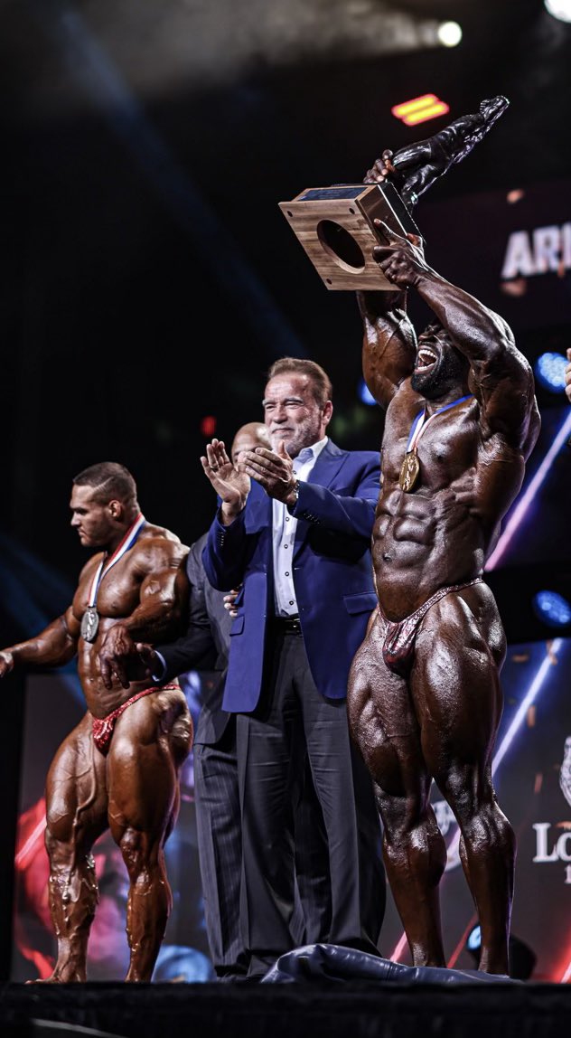 Schwarzenegger's tweet photo. Ralph Crawford was a great artist and a fantastic friend, and I will miss him. He will live on through his sculptures all over the world and through his loving family and friends. I am tremendously proud that Ralph’s statues of me stand in front of my childhood home and in Columbus, Ohio, and we will continue to give the best bodybuilder in the world the trophy that Ralph sculpted at the Arnold Classic every year. My thoughts are with his family.